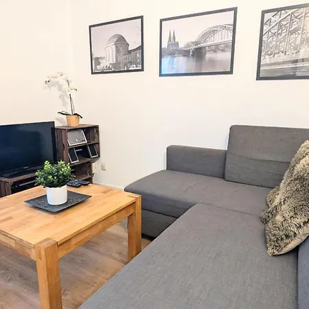 Gaestewohnung Koeln-longerich Kolonia