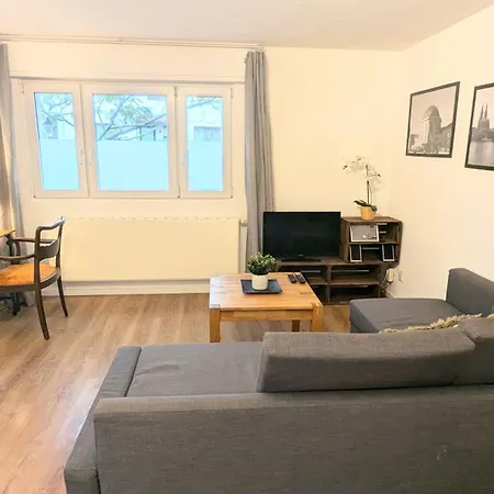 Apartament Gaestewohnung Koeln-longerich Kolonia